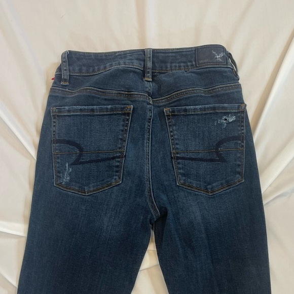 American Eagle Outfitter Super Stretch Distressed/Ripped Jeans Size 4 - Picture 10 of 15